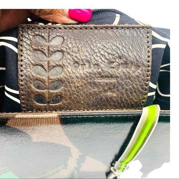 Orla Kiely Brown and Green Satchel - Picture 10 of 15